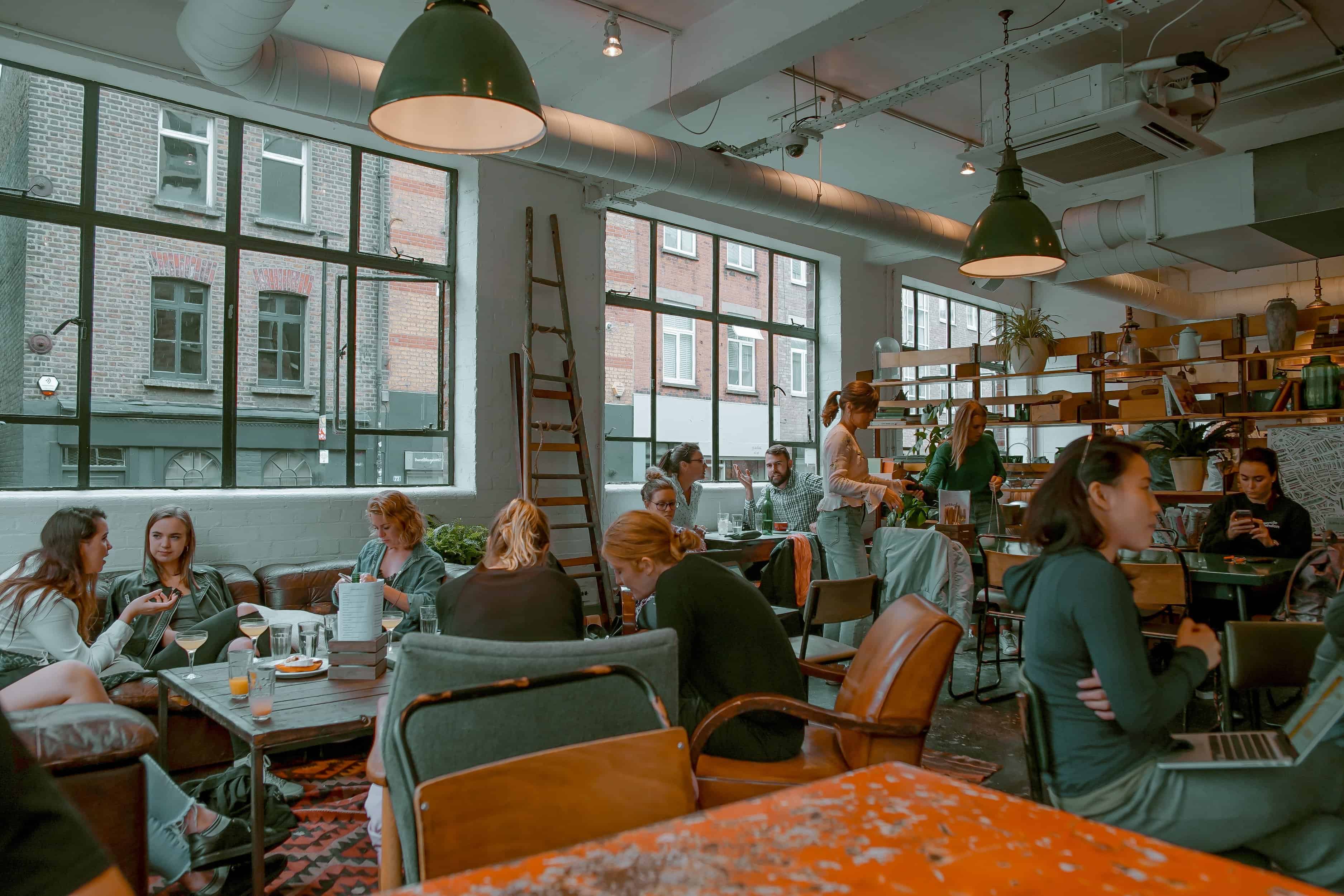 A working lunch for everyone